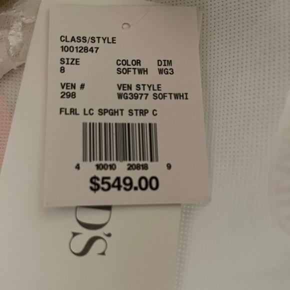 David’s Bridal Wedding Dress - Picture 4 of 6